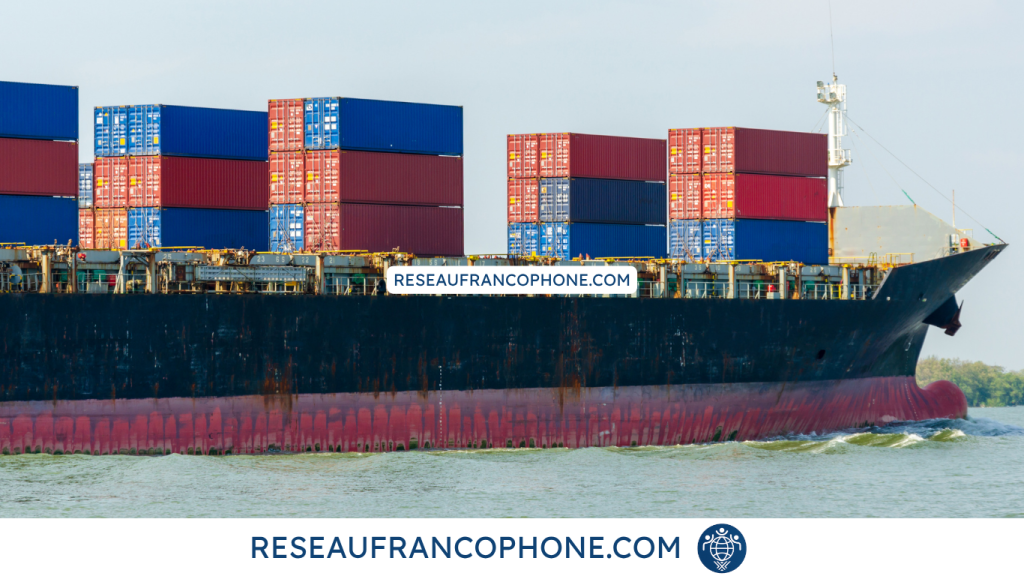 Logistique du Vietnam vers le monde Transport aérien et transport maritime